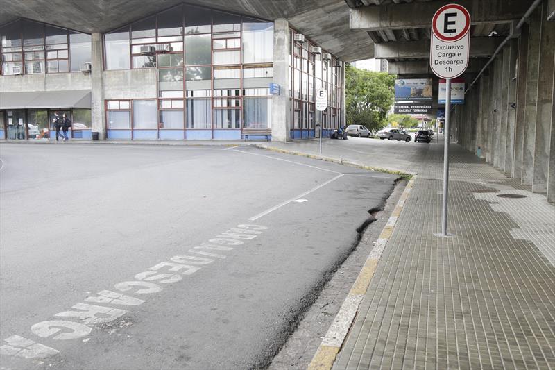 Cartão verde do EstaR pode ser utilizado na vaga de carga e descarga