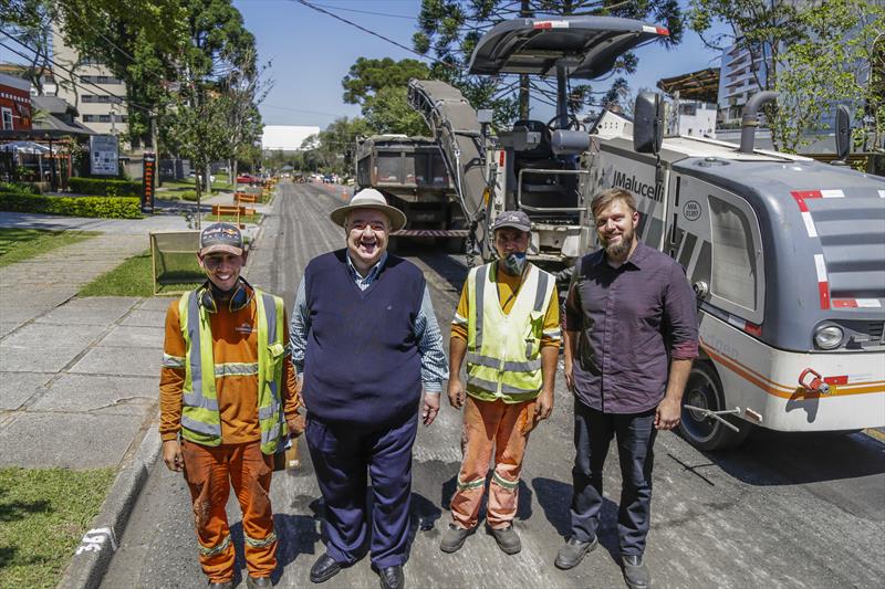 Obras De Pavimenta O Melhoram Rua Eur Pedes Garcez Do Nascimento