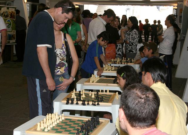 Clube de Xadrez de Curitiba - Chess And Card Club in Centro