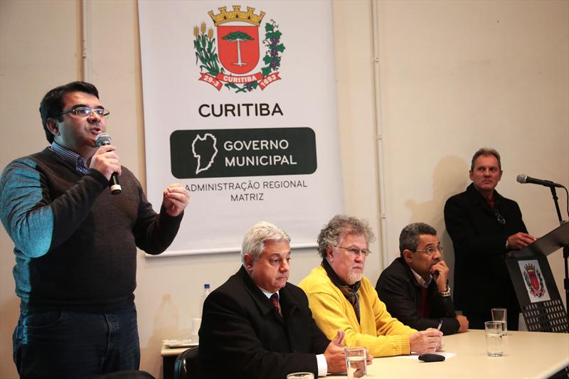 Audiência pública de apresentação do Plano Diretor, realizada na Regional Matriz.
Curitiba, 02/06/2014
Foto: Jaelson Lucas/SMCS