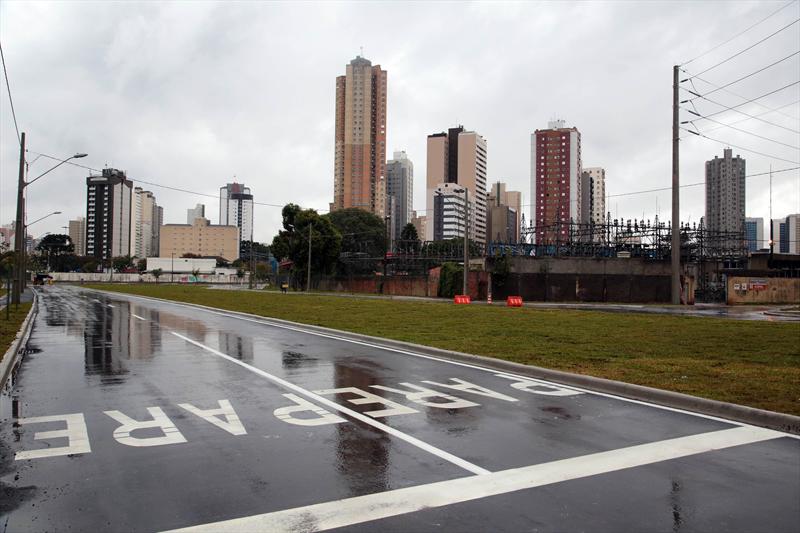 Prefeito Gustavo Fruet entrega o corredor Aeroporto-rodoferroviária.
Curitiba, 07/06/2014
Foto: Jaelson Lucas SMCS