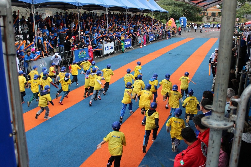 Xadrez nas escolas leva 700 estudantes da rede municipal para a Copa  Curitiba - Prefeitura de Curitiba