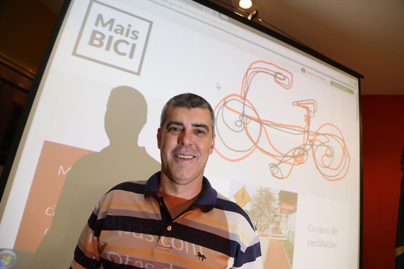 Lançamento do site Mais Bici, do portal da prefeitura, com todas as informações sobre ciclomobilidade da cidade.
-Na imagem, Jose Carlos Belotto.
Curitiba, 31/03/2015
Foto: Jaelson Lucas/SMCS