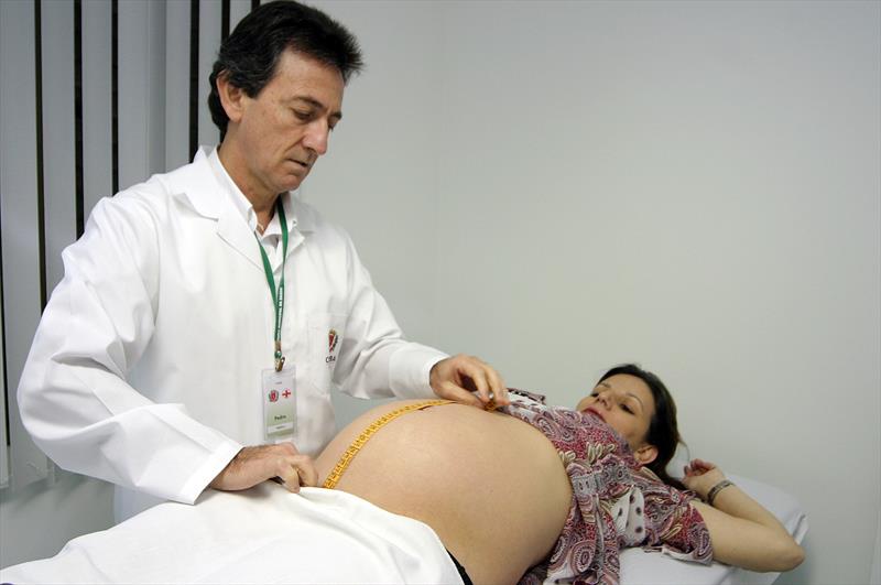 Curitiba conseguiu reduzir em 60,97% o índice de mortalidade materna nos últimos 20 anos, chegando a 32 mortes para cada grupo de 100 mil nascidos vivos em 2013.
Foto: Ivan Bueno/SMCS (arquivo)