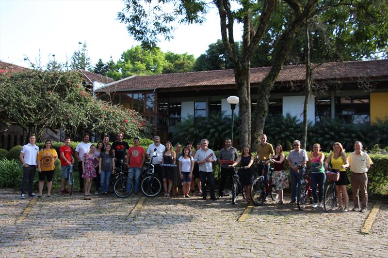 No Dia Mundial sem Carro, o Instituto de Pesquisa e Planejamento Urbano de Curitiba (Ippuc) aderiu ao movimento fechando os estacionamentos para veículos.
Curitiba, 22/09/2015 - 
Foto: Divulgação