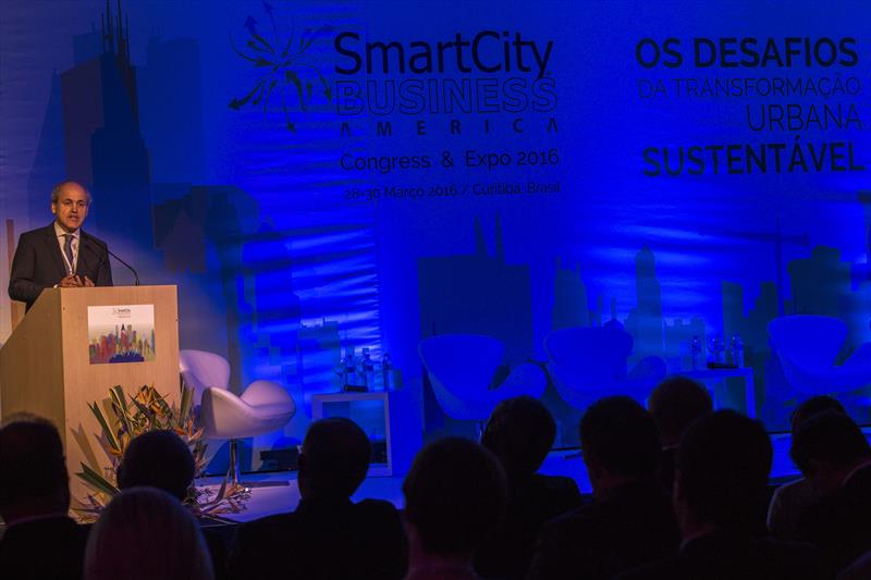 Prefeito Gustavo Fruet, durante a abertura do Congresso SmartCity Business America.
Curitiba, 28/03/2016
FOTO: MAURILIO CHELI
