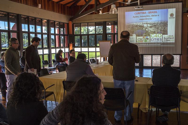 Prefeito Gustavo Fruet divulga resaultado inventário de emissões de gases do efeito estufa.
Foto: Maurilio Cheli/SMCS