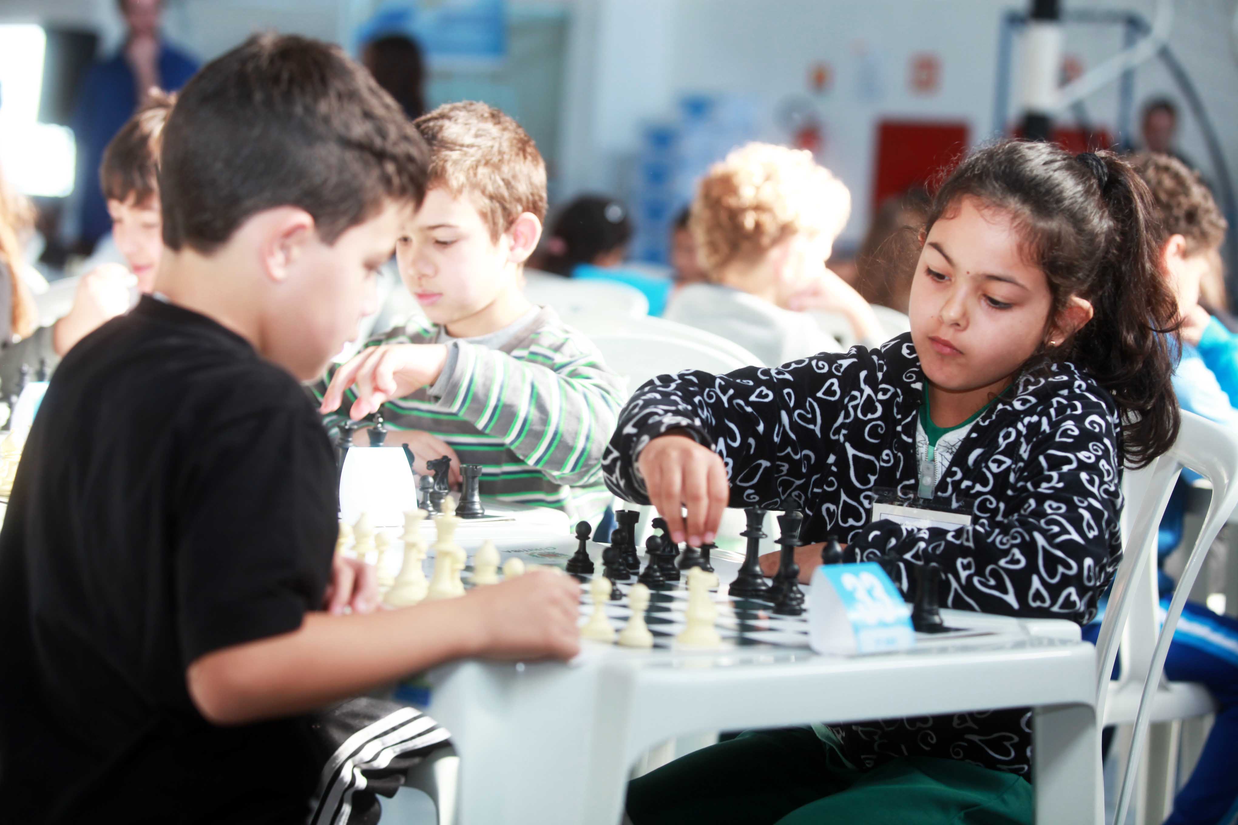 Xadrez: Paranaense de reúne grandes nomes da modalidade