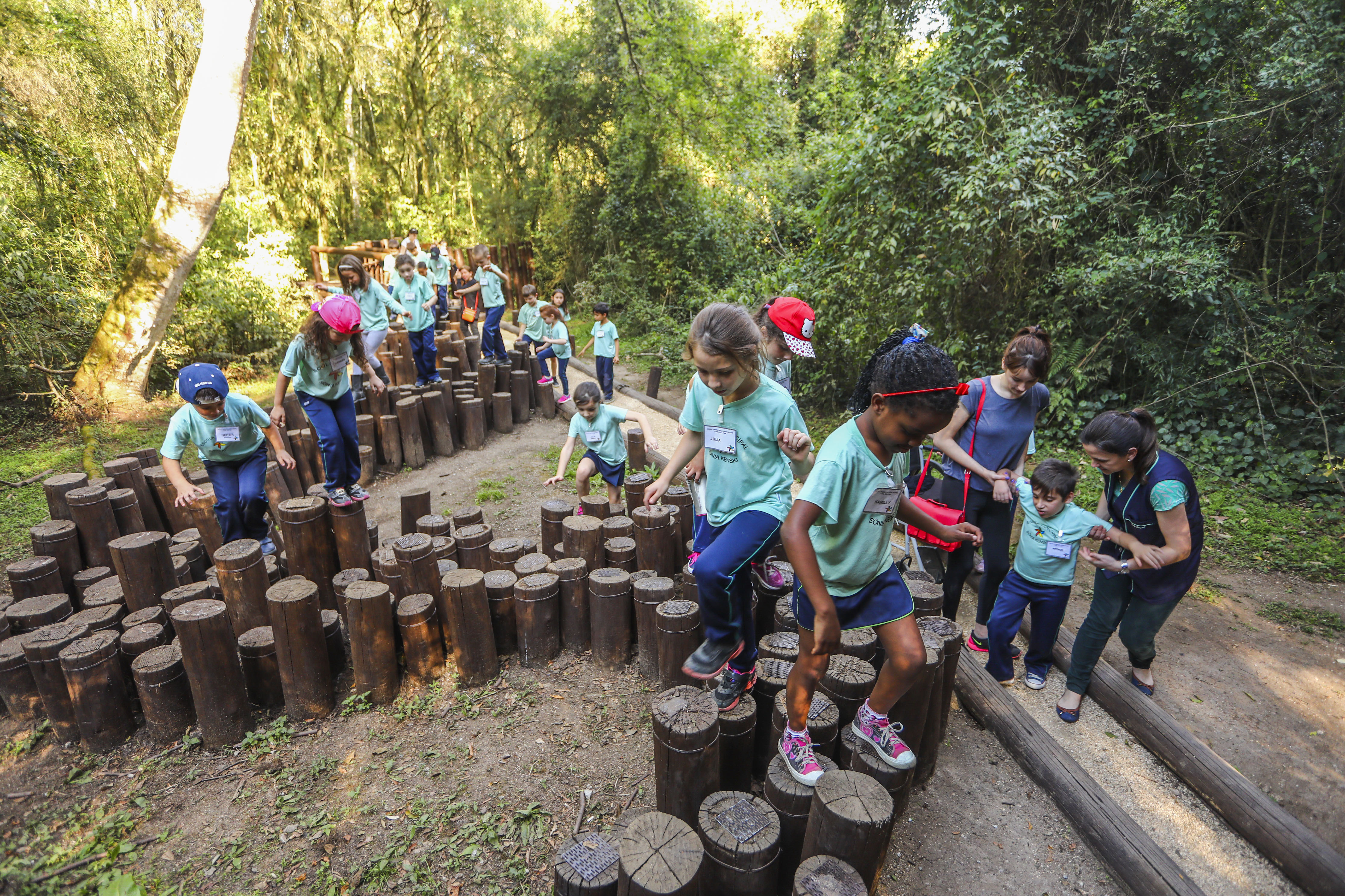 Aventureiros, atletas, estudiosos Curitiba tem diversão para