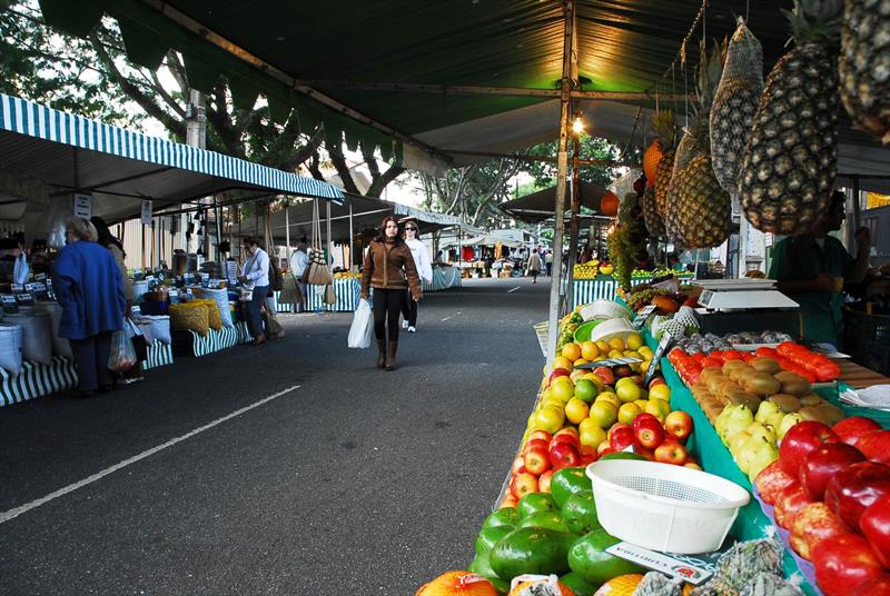 Mercado Municipal e feiras recebem evento internacional contra desperdício.
-Na imagem, feira livre.
Foto: Ivan Bueno/SMCS (arquivo)