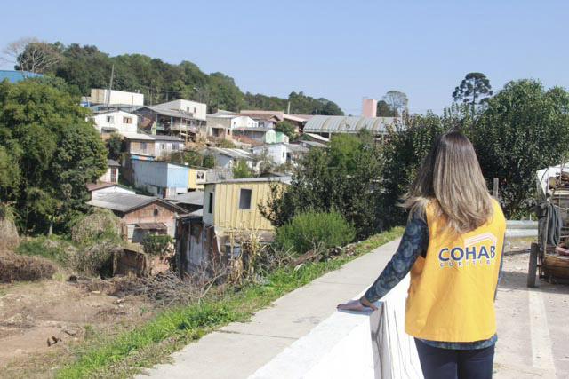   
Viaduto Pompéia , todos moradores atingidos serão transferidos para unidades habitacionais em empreendimentos da Cohab, no Tatuquara.
Foto:Rafael Silva/COHAB