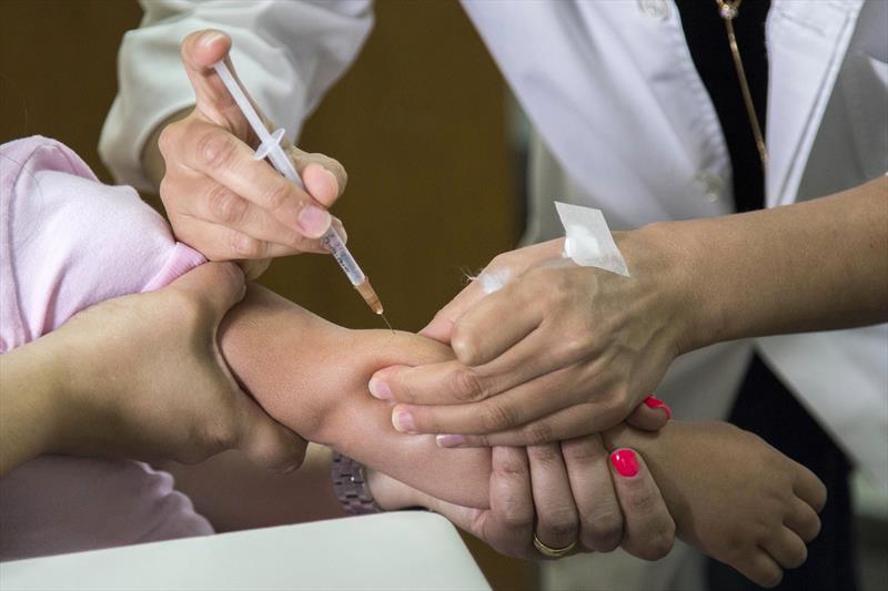 Curitiba tem cronograma de vacinação contra a Febre Amarela.
Curitiba, 16/01/2018
Foto: Valdecir Galor/SMCS