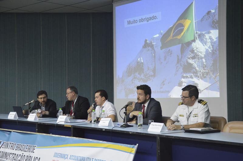 O programa Fala Curitiba é um dos destaques do 5º Encontro Brasileiro de Administração Pública, realizado na quarta e quinta-feira (13 e 14/06) em Viçosa, Minas Gerais.
Foto: Divulgação