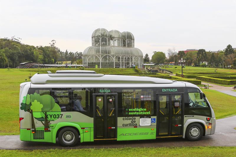 Lançamento do Ônibus 100% elétrico que irá circular na linha Circular Centro a partir dos próximos dias - Curitiba, 02/10/2018 - Foto: Daniel Castellano / SMCS