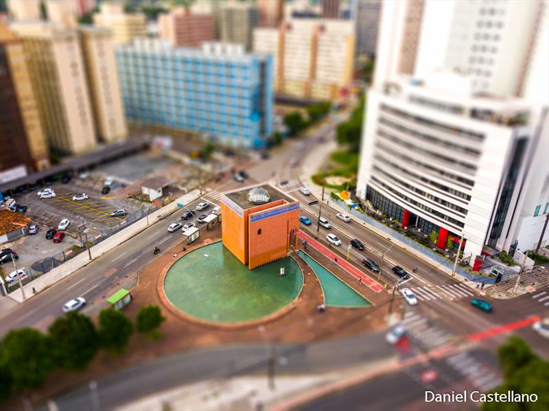Olhar Curitiba transforma atrações da cidade em miniaturas