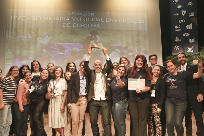 A Secretaria Municipal da Educação de Curitiba é a vencedora do Prêmio Sesi Objetivos do Desenvolvimento Sustentável (ODS) 2018 na categoria poder público municipal. 
Curitiba, 29/10/2018
Foto:Cesar Brustolin/SMCS
