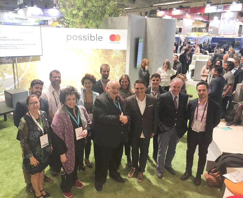 Smart City Expo World Congress Barcelona 2018.
Na imagem, Greca cumprimenta o vice-presidente executivo da Mastercard, Miguel Angel Gamiño Jr, que estava acompanhado de representantes de Curitiba e da ONU.
Barcelona, 13/11/2018
Foto:Divulgação