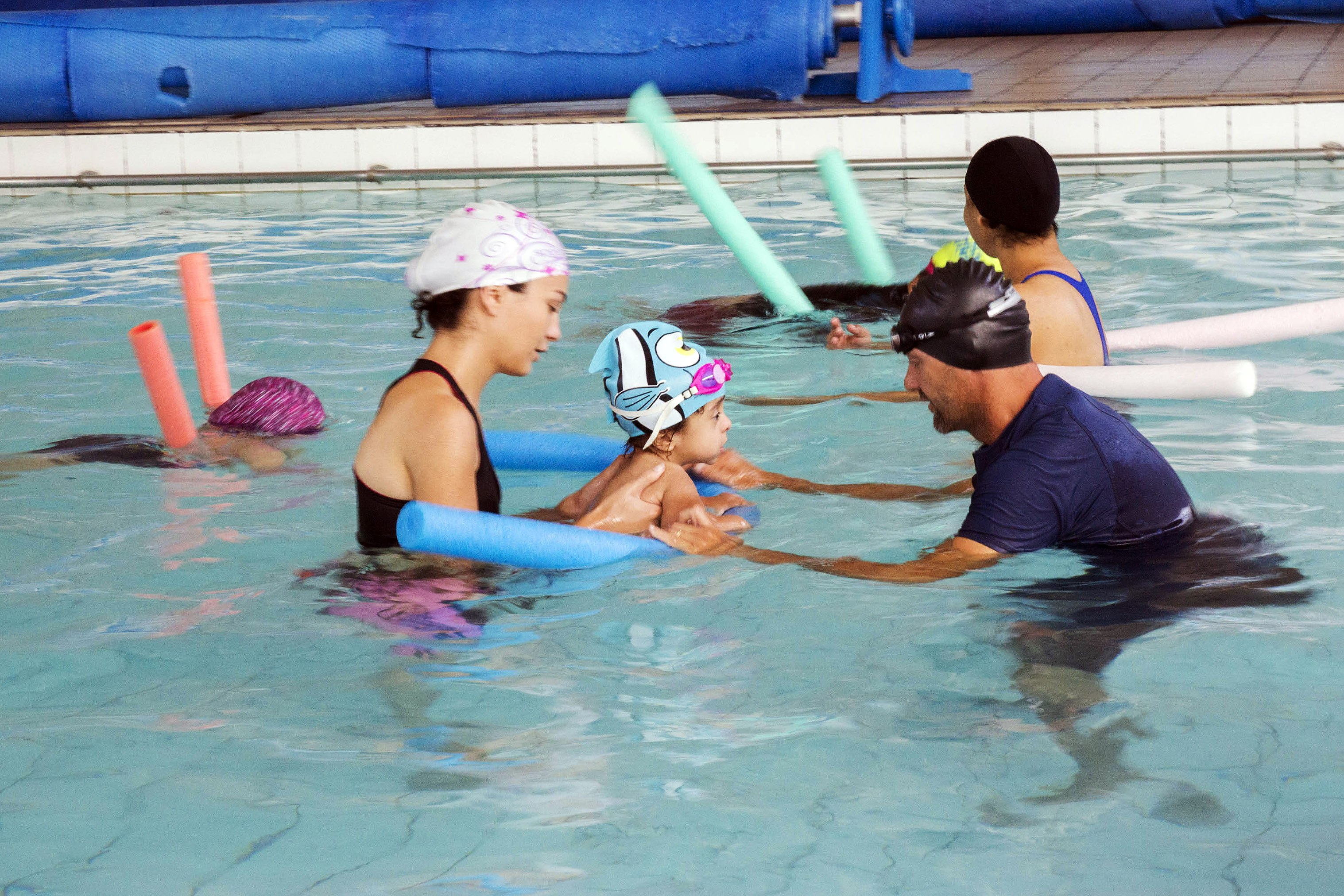 crian-as-com-osteog-nese-imperfeita-se-fortalecem-nas-piscinas-dos