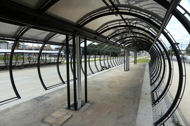 Obra de implantação de estação tubo na Linha Verde na região do Bairro Alto..
Curitiba, 06/02/2019
Foto: Luiz Costa /SMCS.