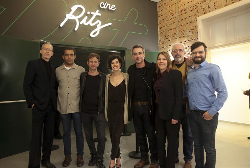 alexandre nero e maria flor abrem as sessoes de cinema do cine passeio prefeitura de curitiba