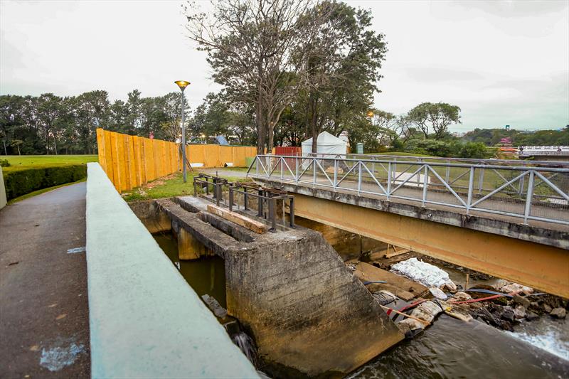 Obras de construção de Central Geradora Hidrelétrica no vertedeouro do Parque Barigui - Curitiba, 08/05/2019 - Foto: Daniel Castellano / SMCS