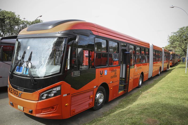 Mais 40 ônibus e subsídio fortalecem