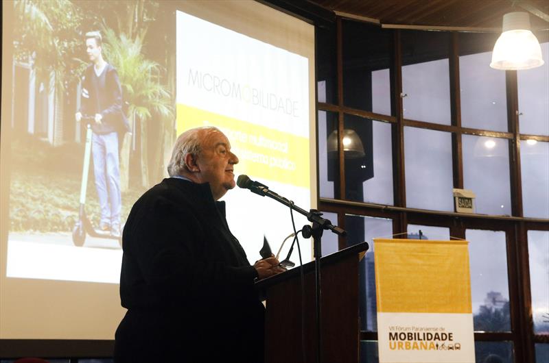 Prefeito Rafael Greca, durante palestra no 7º Fórum Paranaense de Mobilidade Urbana. Curitiba, 30/05/2019. Foto: Lucilia Guimarães/SMCS
