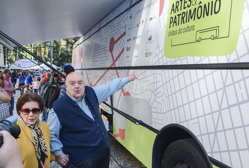 Prefeito Rafael Greca participa do evento Lazer na XV Ã”nibus Museu.
Curitiba, 15/06/2019.
Foto: Levy Ferreira/SMCS
