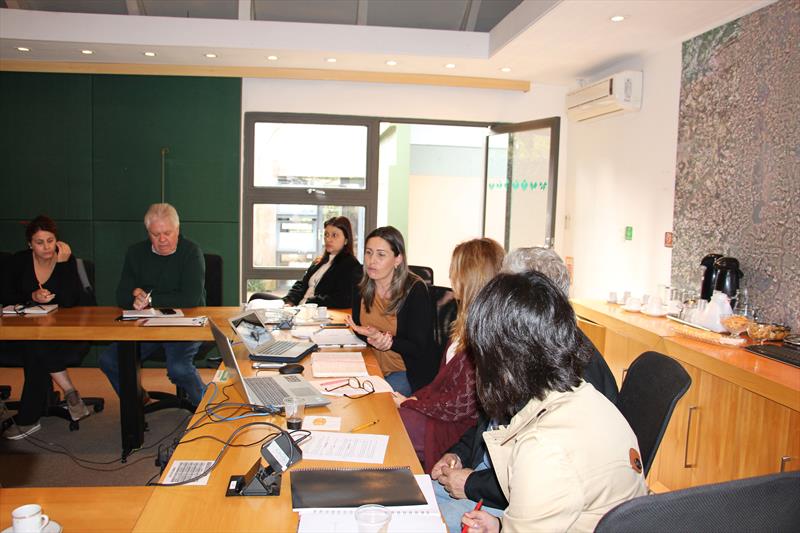 Consultor da AFD avalia medidas socioambientais do Projeto Caximba.
Foto: Divulgação/IPPUC
