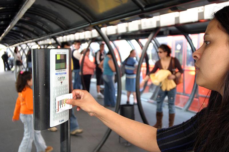 Urbs vai vender créditos para o transporte coletivo nos terminais de ônibus.
Foto: Cesar Brustolin/SMCS