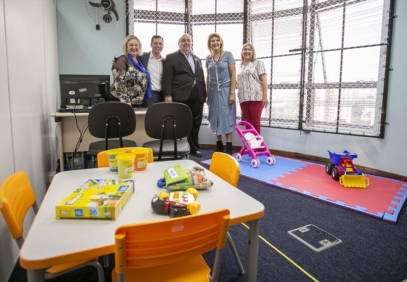 Prefeito Rafael Greca e Secretária da Educação Maria Silvia Bacila Inauguram Centro de Ensino Estruturado para o Transtorno do Espectro Autista (CEETEA) da Secretaria Municipal da Educação,no Edificio Delta - Curitiba, 18/09/2019 - Foto: Daniel Castellano / SMCS