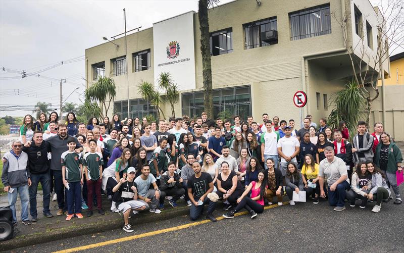 Atletas do Time SP começam a embarcar para disputa dos Jogos