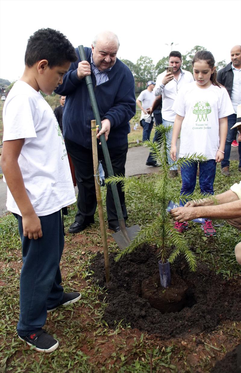 Prefeito Rafael Greca lança o Desafio 100 mil Árvores, que incentiva o plantio desta quantidade de mudas na cidade. Curitiba, 20/09/2019. Foto: Lucilia Guimarães/SMCS