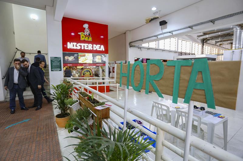 2 edição do Integra Curitiba, evento voltado a praticas alimentares saudáveis no Mercado Municipal de Curitiba - Curitiba, 27/09/2019 - Foto: Daniel Castellano / SMCS
