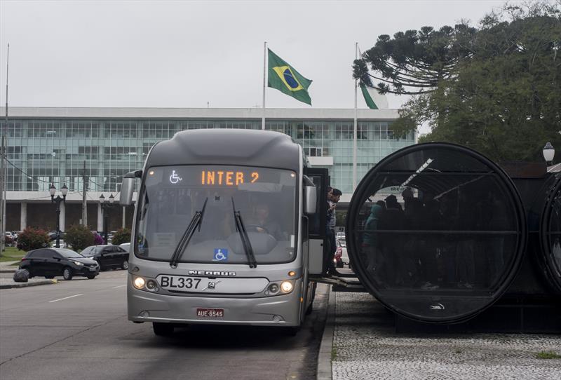 O Instituto de Pesquisa e Planejamento Urbano de Curitiba (Ippuc) fará um trabalho com vistas a avaliar os espaços, formas de circulação e identificação de pedestres nas áreas de abrangência da Linha Inter 2.
Curitiba, 21/10/2019.
Foto: Levy Ferreira/SMCS