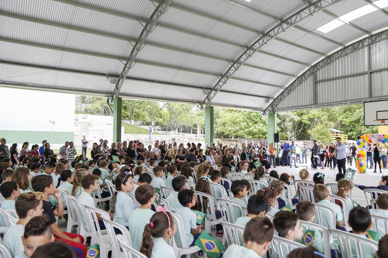 Vice-prefeito Eduardo Pimentel, na inauguração da quadra coberta da Escola Municipal Sônia Maria Coimbra Kenski, em Santa Felicidade. Curitiba, 01/11/2019. Foto: Pedro Ribas/SMCS