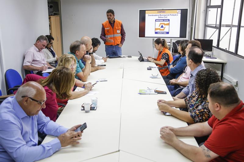 Reunião da Defesa Civil com administradores regionais para preparação das equipes para o período chuvoso. Curitiba, 19/11/2019. Foto: Pedro Ribas/SMCS