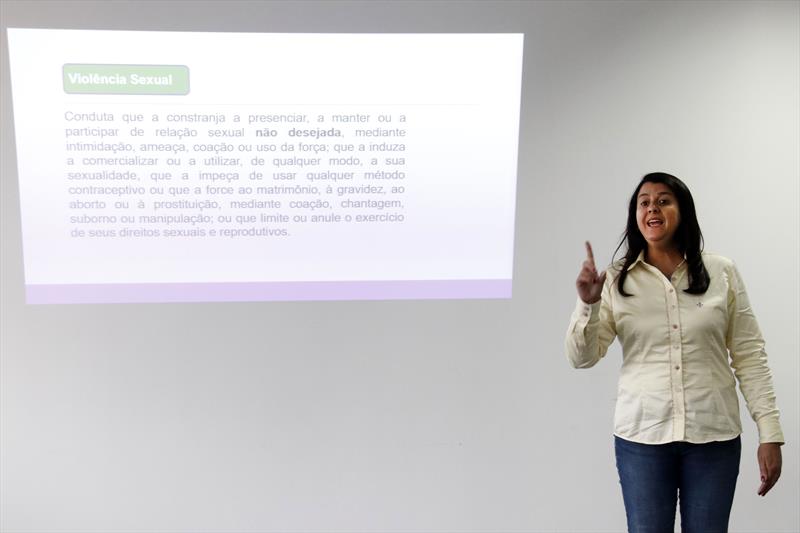 Palestra de Marcia Medeiros- Assessoria de direitos humanos. Curitiba, 04/12/2019. Foto: Lucilia Guimarães/SMCS