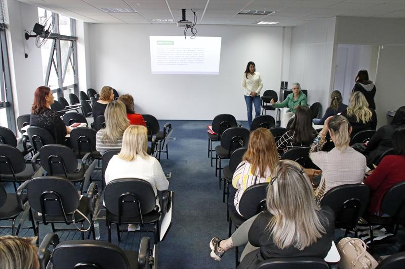 Palestra de Marcia Medeiros- Assessoria de direitos humanos. Curitiba, 04/12/2019. Foto: Lucilia Guimarães/SMCS