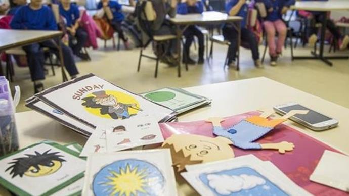 Escola de inglês de Curitiba oferece aulas gratuitas para o público 50+ 