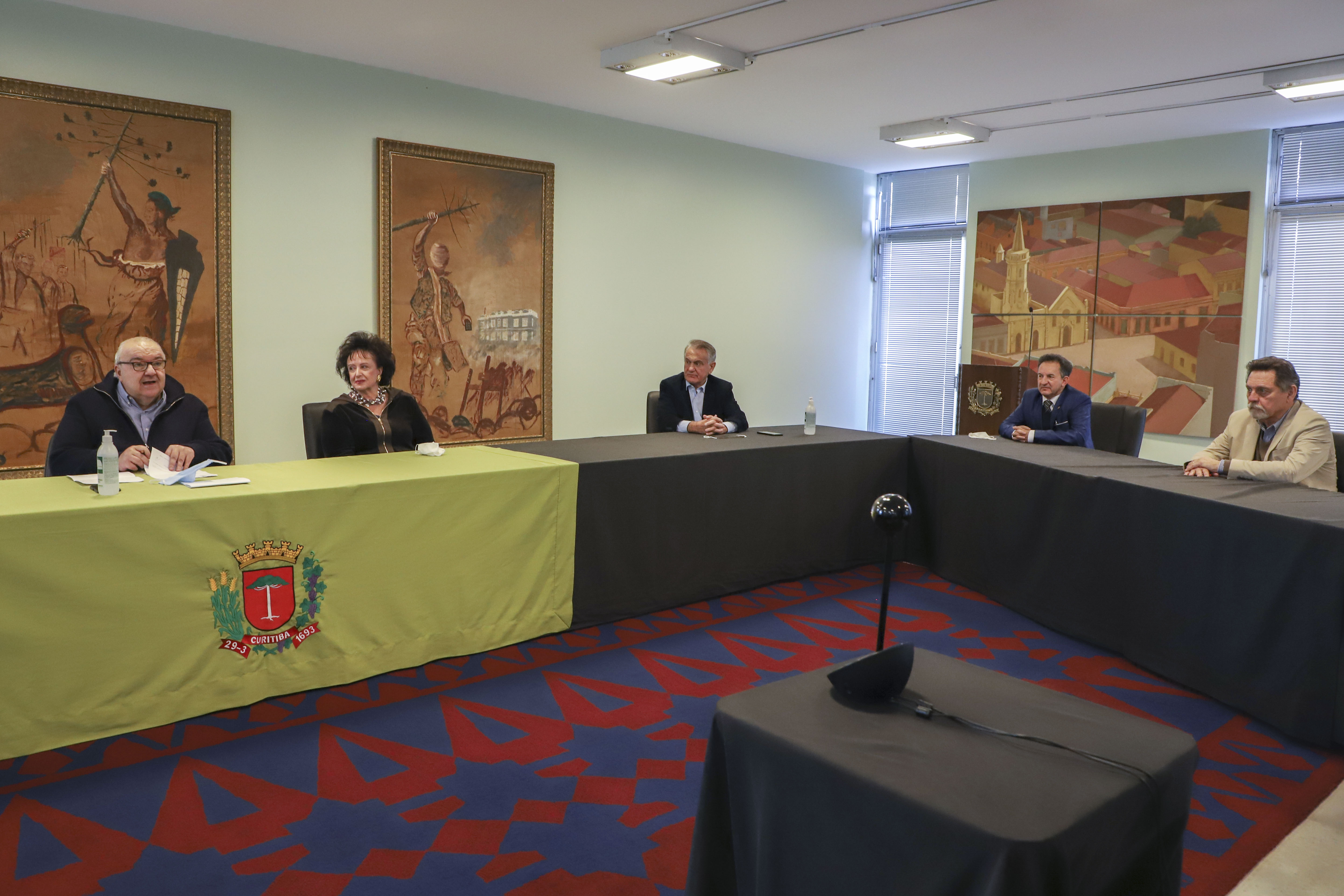 Prefeitura quer ajustes na lei que simplificou regularização de imóveis  foreiros — Portal da Câmara Municipal de Curitiba