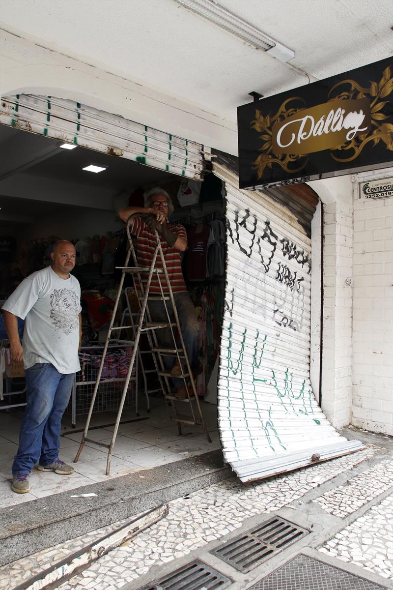 Vandalismo na região do Largo da Ordem. Foto: Divulgação