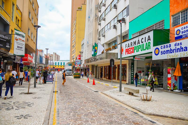 Revitalização da Rua Voluntários da Pátria no Centro de Curitiba - Curitiba, 20/02/2020 - Foto: Daniel Castellano / SMCS