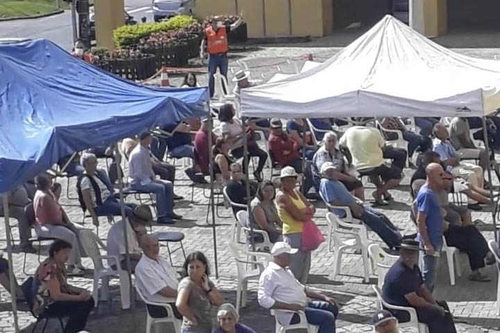 A vacinação está acontecendo em 42 pontos na capital e é contra o vírus da influenza.
Foto: Divulgação