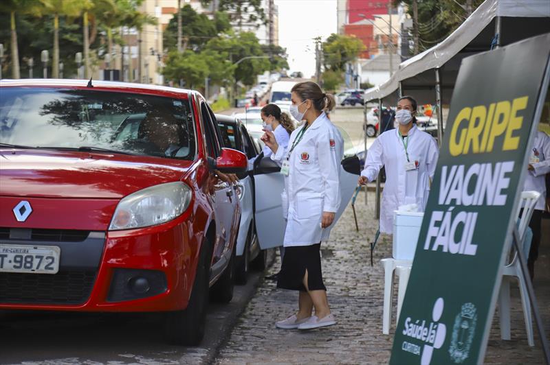 Ações do município no combate ao coronavírus.
 - Na imagem,  Campanha de vacinação contra a gripe. - Foto: Daniel Castellano / SMCS