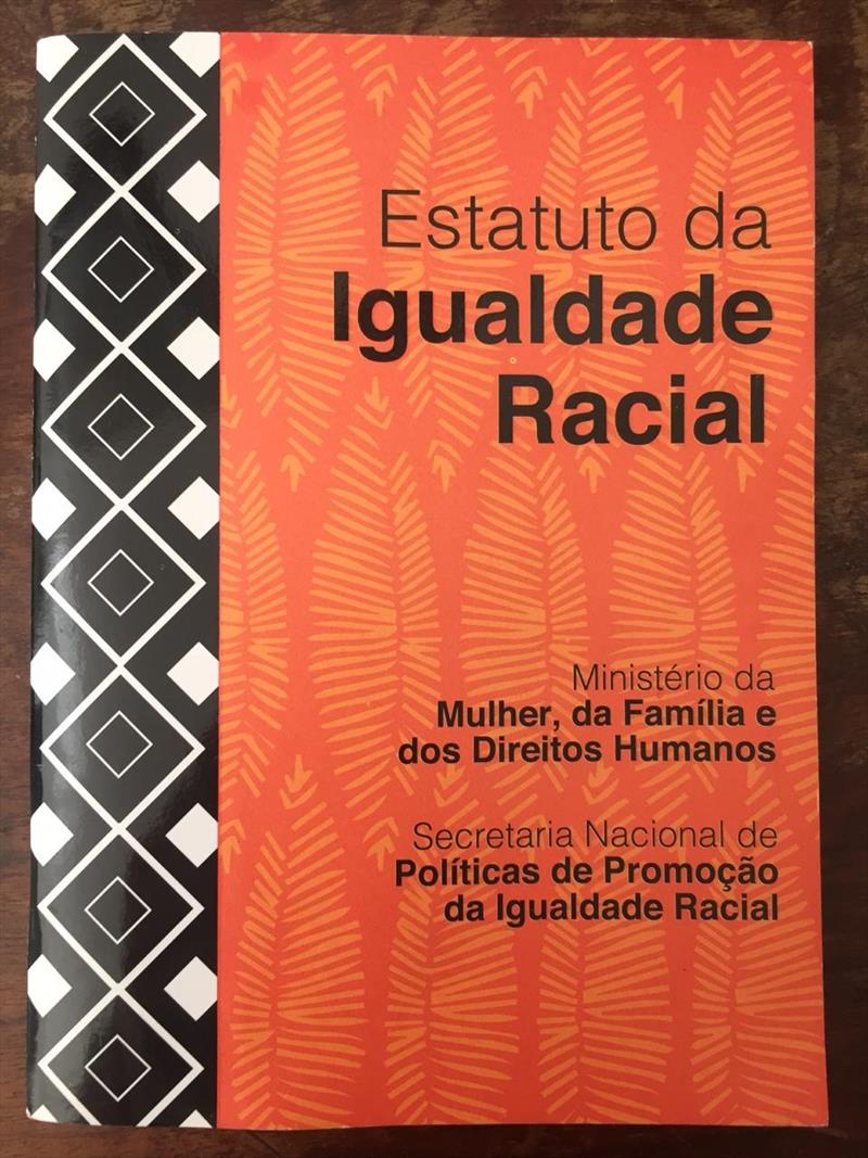 Ações online marcam os 10 anos
