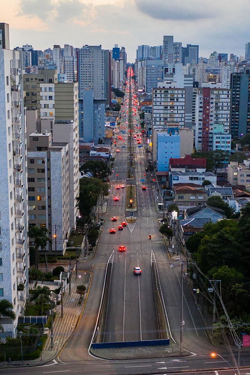 Avenidas Visconde de Guarapuava e Wesceslau Braz terão motocaixas. Foto: Daniel Castellano/SMCS
