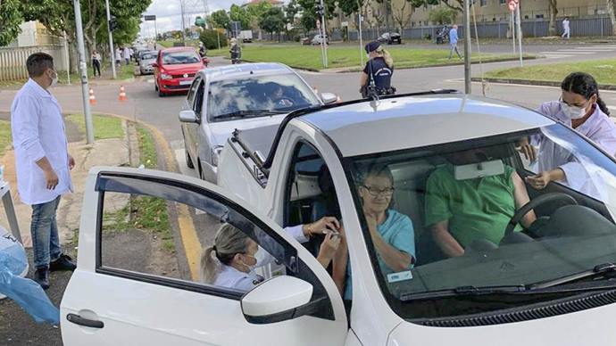A vacinação está acontecendo em 42 pontos na capital e é contra o vírus da influenza.
Foto: Divulgação
