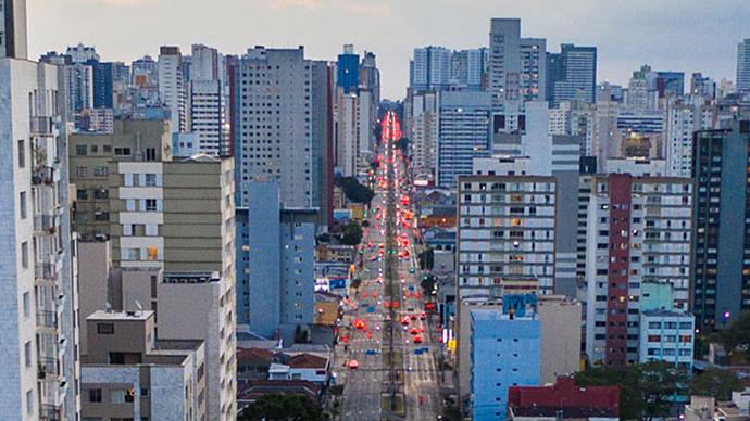Avenidas Visconde de Guarapuava e Wesceslau Braz terão motocaixas. Foto: Daniel Castellano/SMCS