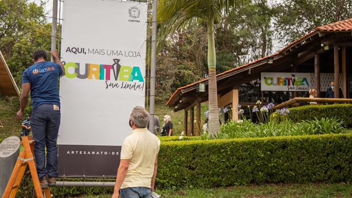 Inauguração da Loja Curitiba Sua Linda no Jardim Botânico - Curitiba, 03/12/2020 - Foto: Daniel Castellano / SMCS